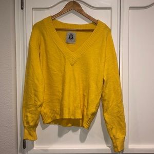 urban outfitters sweater